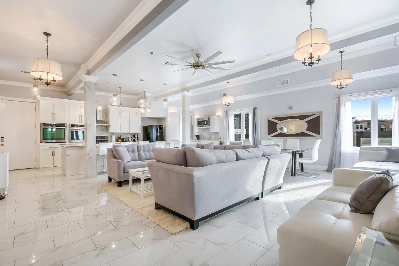 Stunning Penthouse In The Heart Of The City New Orleans Buitenkant foto
